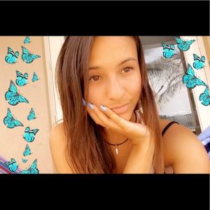 Meet your Posher, Alexandra